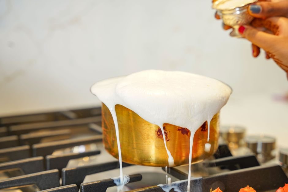 2. Espere a espuma branca subir