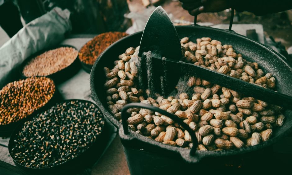 Rapadura com amendoim torrado