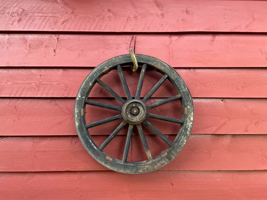 O que é a roda de carroça na decoração